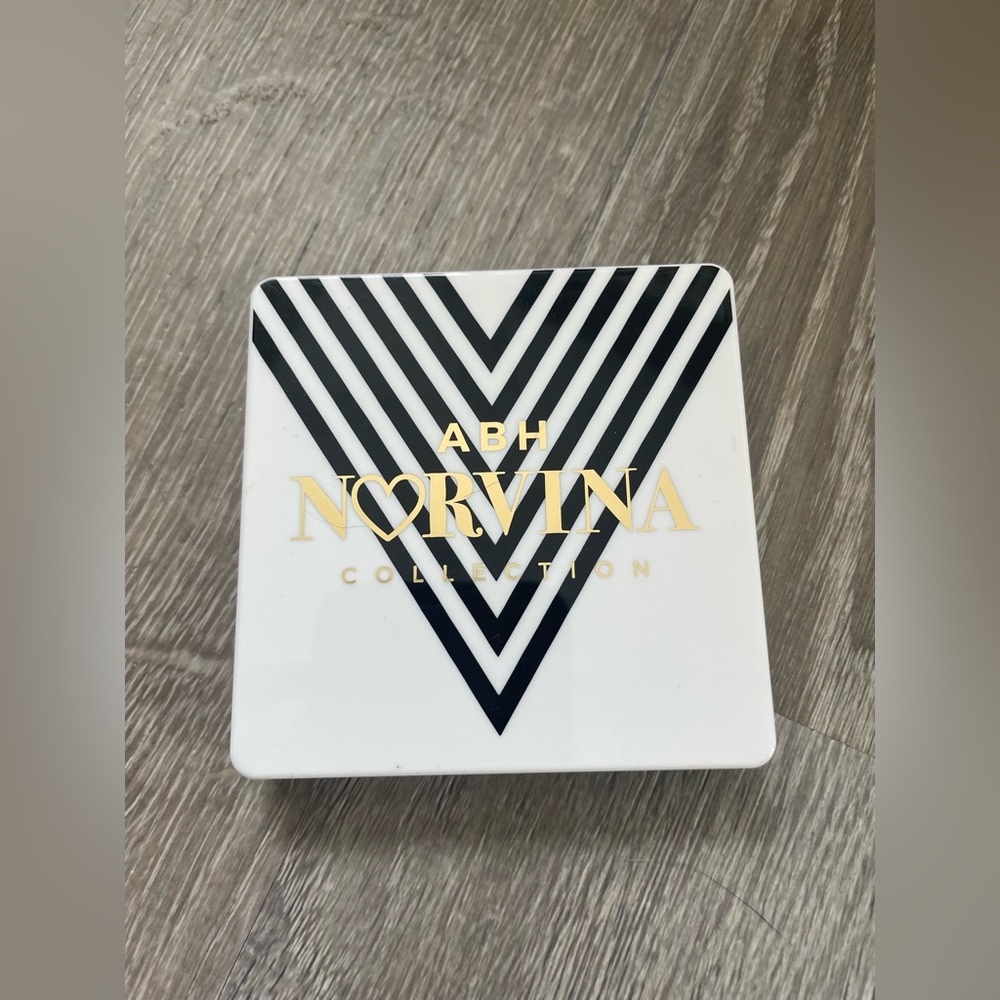 ABH Norvina Pro Pigment VOL 1 Palette